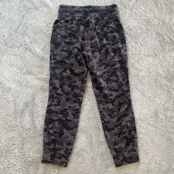 Lululemon Women’s Ready To Rulu Jogger Pants Black Gray Camo Size 4 24” Inseam - Picture 5 of 6